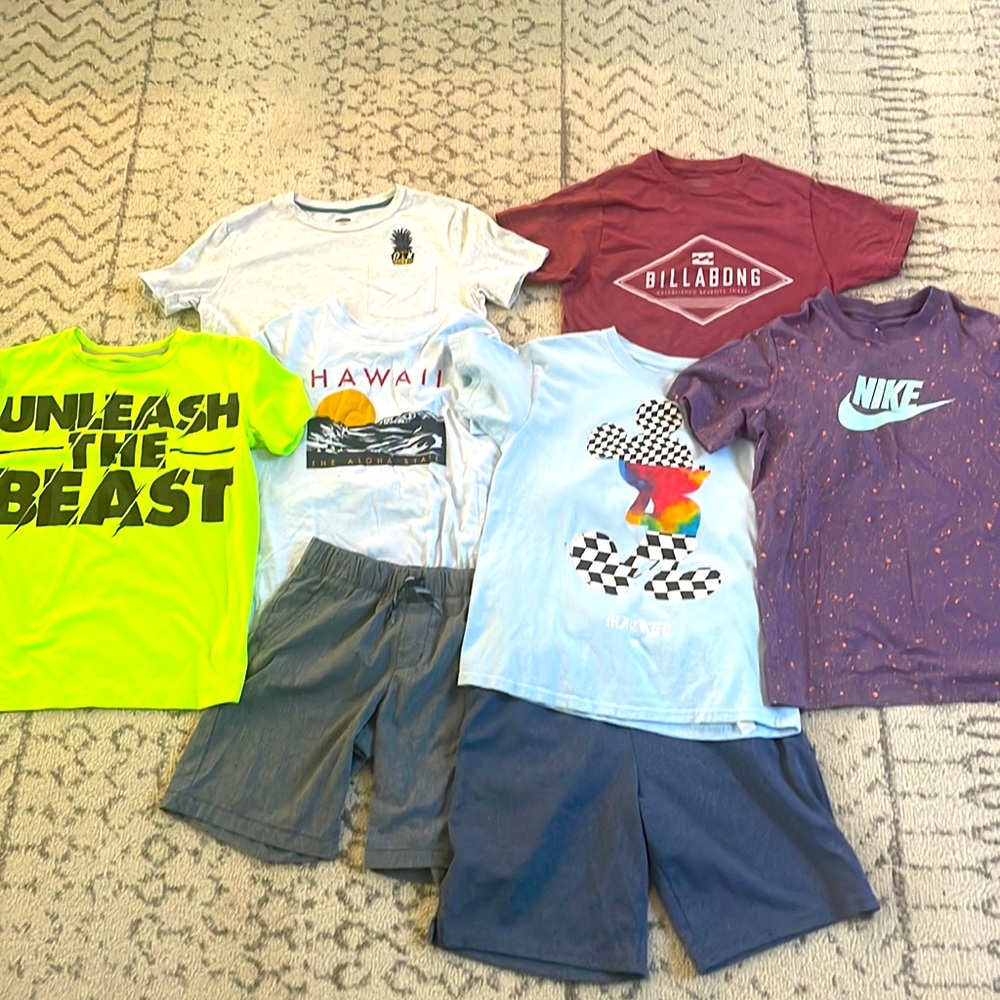 6 boys shirts, 2 shorts. Size youth 10-12. Good cond., no stains, rips or tears.